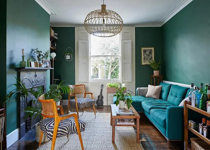 Joivy Stylish 2-Bed House With Private Garden In Hackney