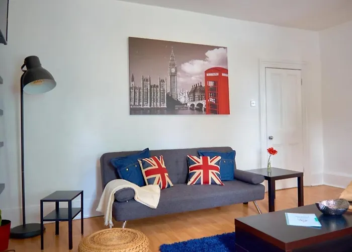 Lovely Large London Apartment Near Stratford