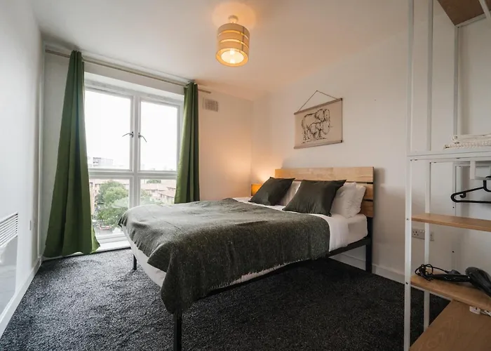 Lovely 2 Bedroom Flat Next To Victoria Park