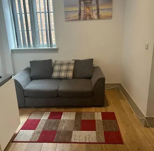 1 Bed Apartment In Whitechapel