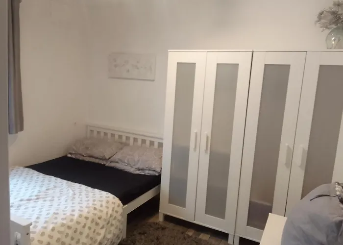 Easy Stay