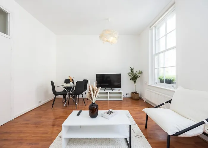 Spacious 1 Bedroom London Bridge
