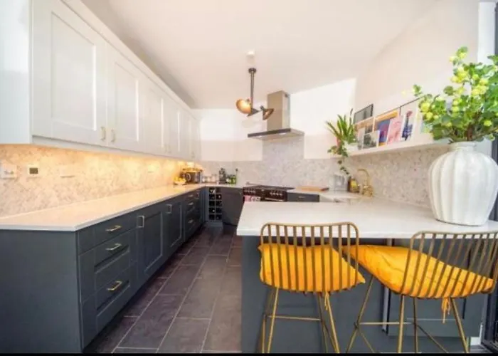 Stunning Walthamstow Village Flat