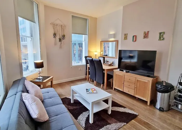 City Centre Flat Near Top Sights