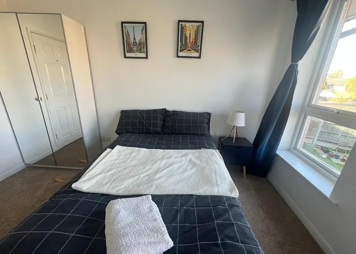 Cosy Double Room In Canada Water