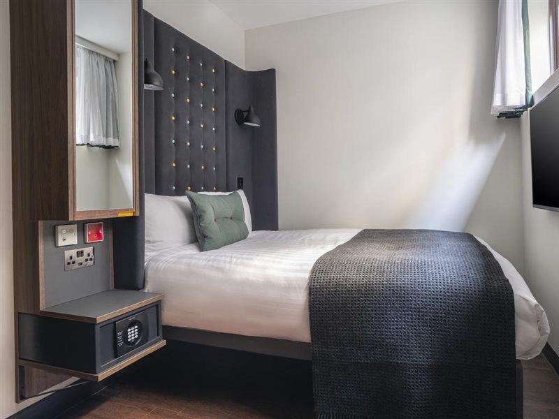 Hotel Point A Liverpool Street London