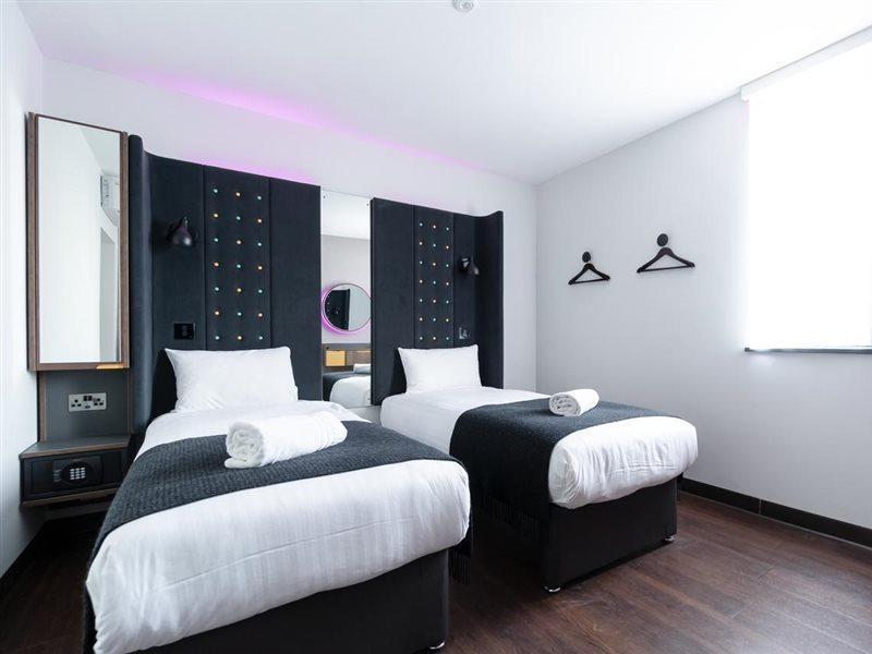 Point A Liverpool Street Hotel London