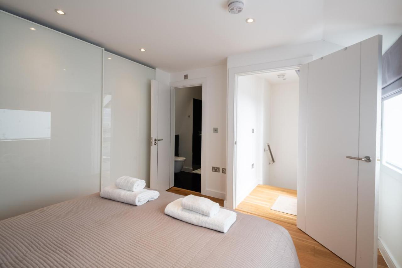 Trendy Queens Park Close To Hampstead By Underthedoormat *