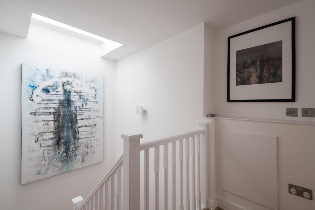 Trendy Queens Park Close To Hampstead By Underthedoormat *