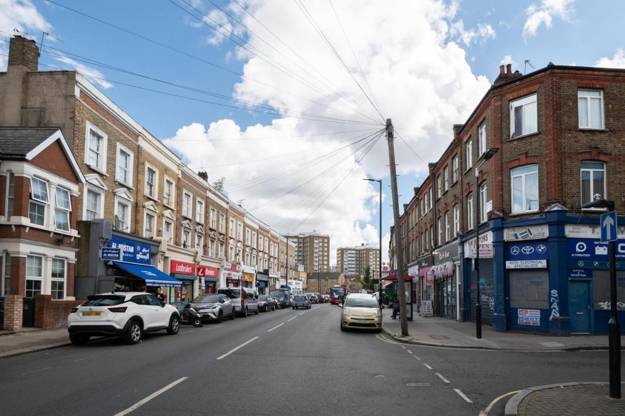 Apartment Trendy Queens Park Close To Hampstead By Underthedoormat London