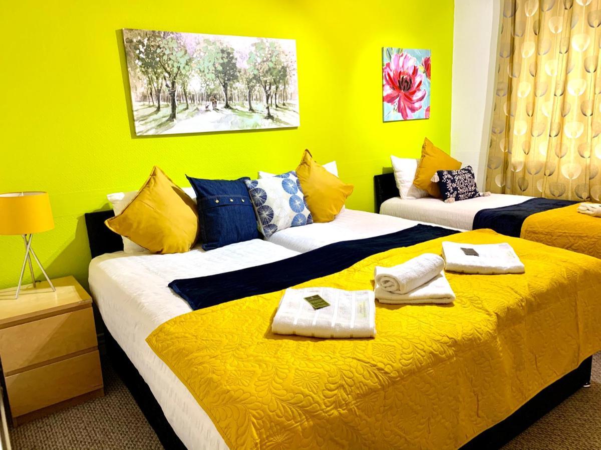 Appartement Excel 2 Bedrooms, Reception, Spacious