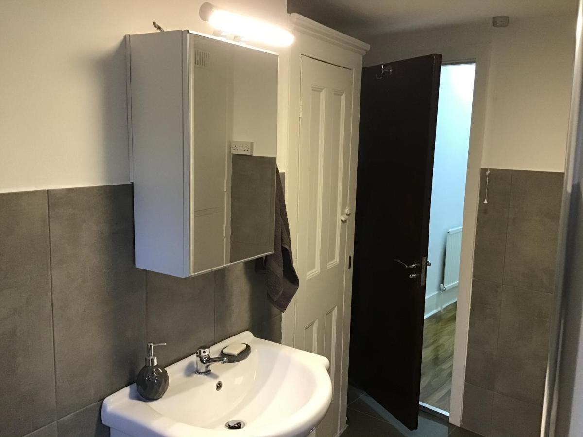 Residential Quarters, General Gordon Square * London
