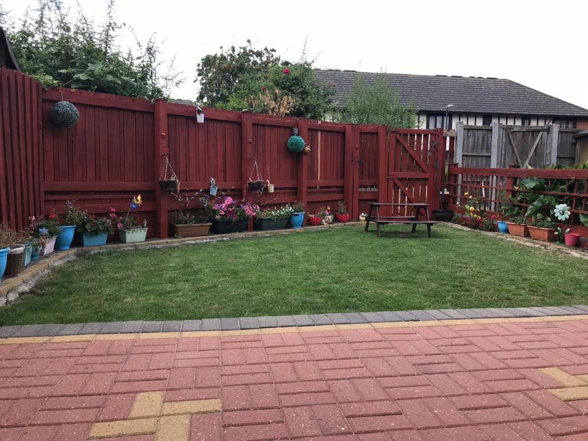 Feriehus Spacious House 15min To Canary Wharf/o2/excel/central