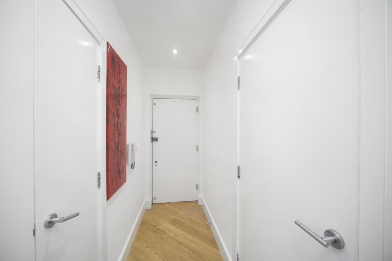 Modern 2 Bed By Tower Bridge Bridge London