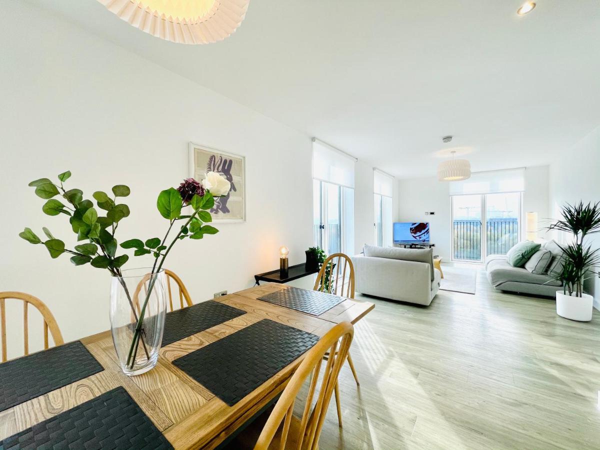 Panoramic Park And Penthouses Retreat Lejlighed London