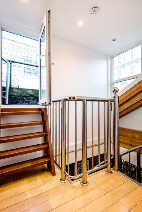 Penthouse Loft With Roof Terrace Not For Events Or Parties Appartement Londres