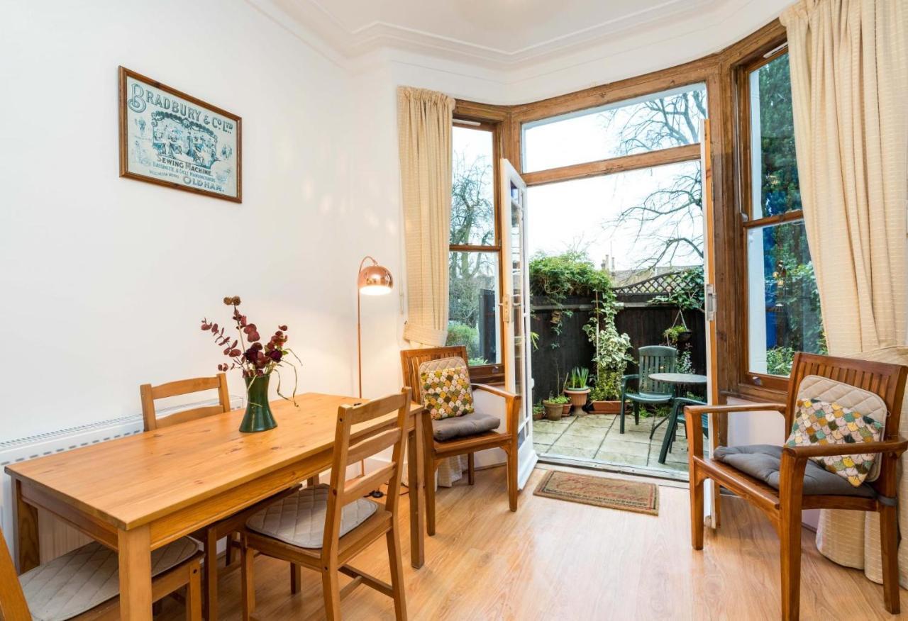 New Stylish 1 Bedroom Flat With Garden * London