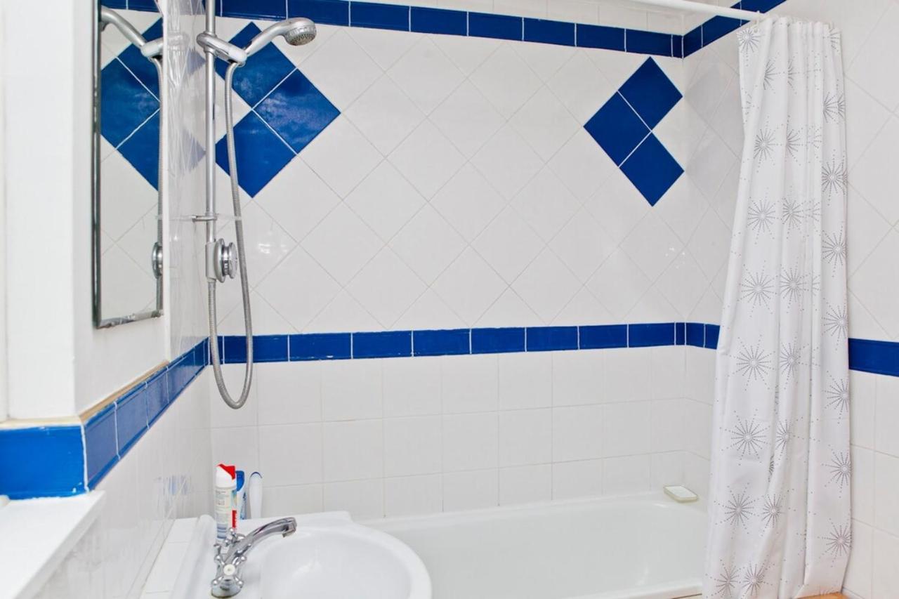 Warm East Sleeps 4 * Londra