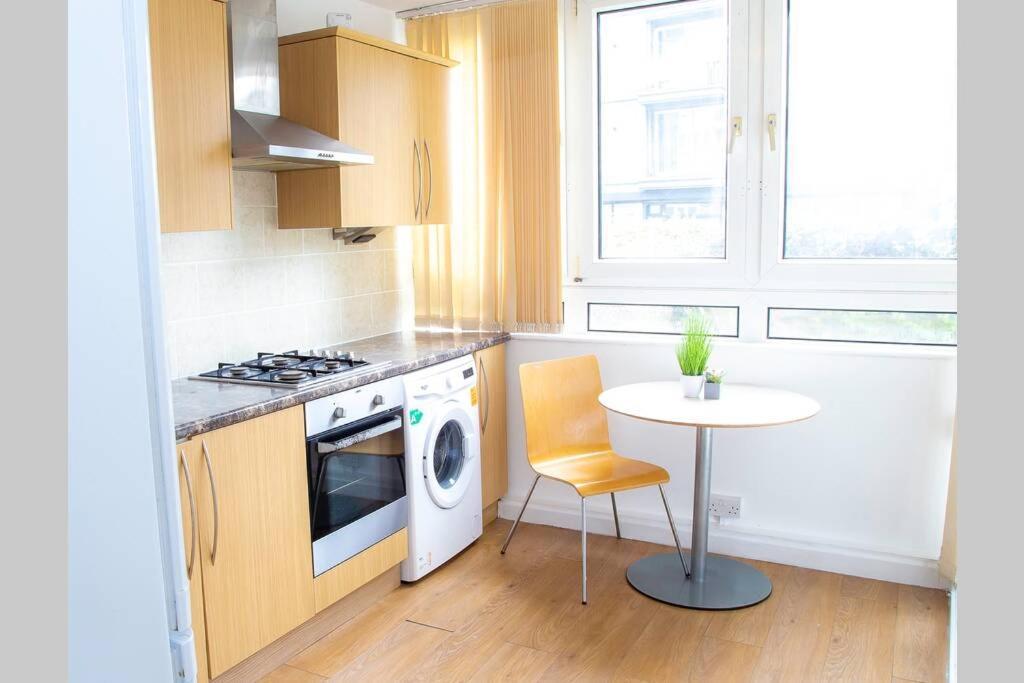 Shoreditch Hoxton Large 3 Bed Garden Flat Free Parking Aor Only Lejlighed *