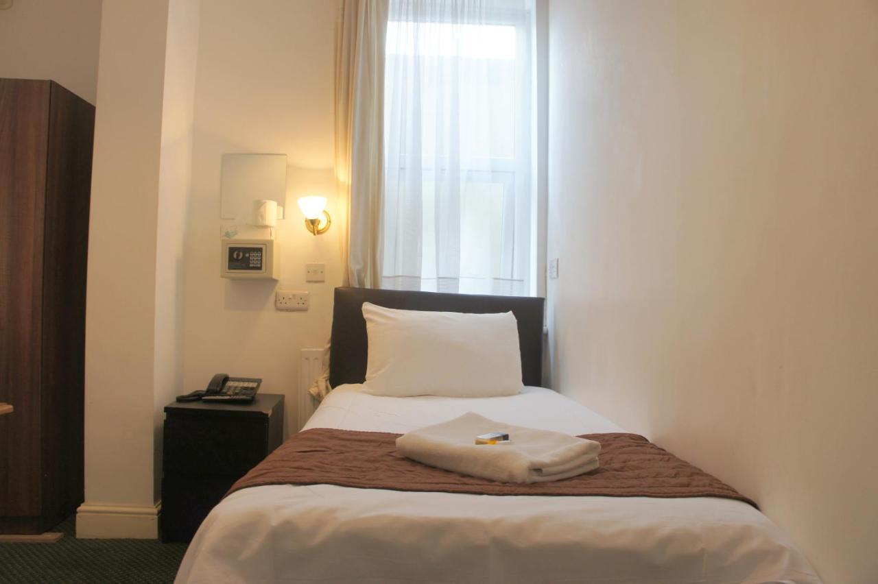 Hotel Plaza London