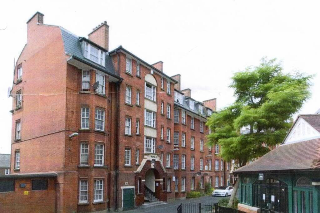 Apartment 1 Bedroom *zone 1* Elephant And Castle *
