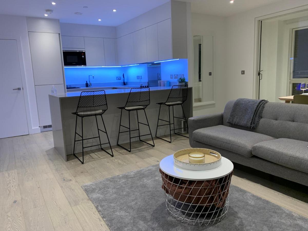 Blackwall Apartment London