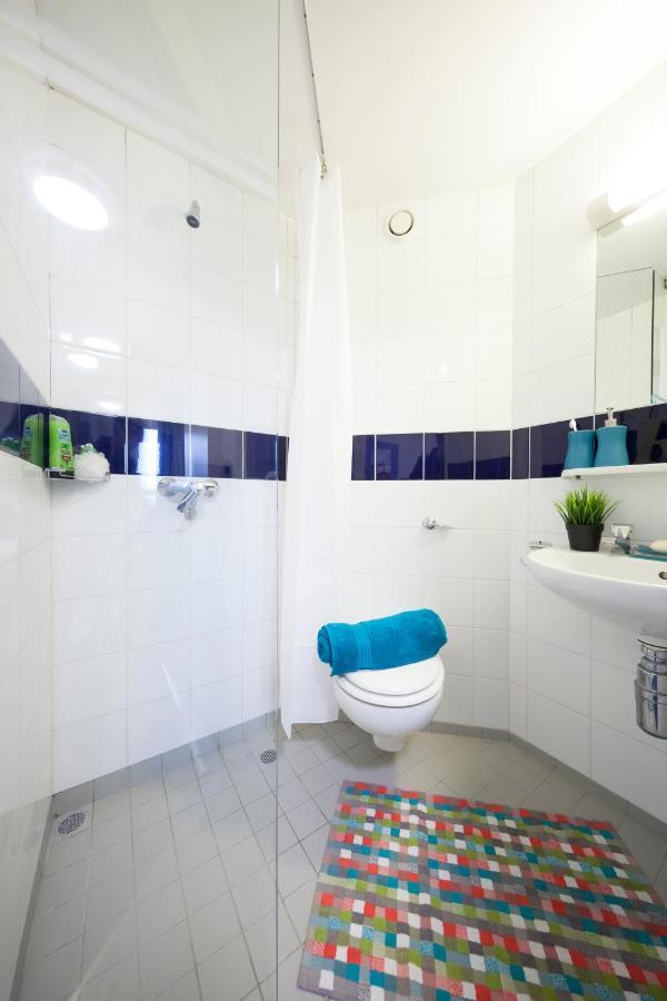 Mcmillan Student Village * London