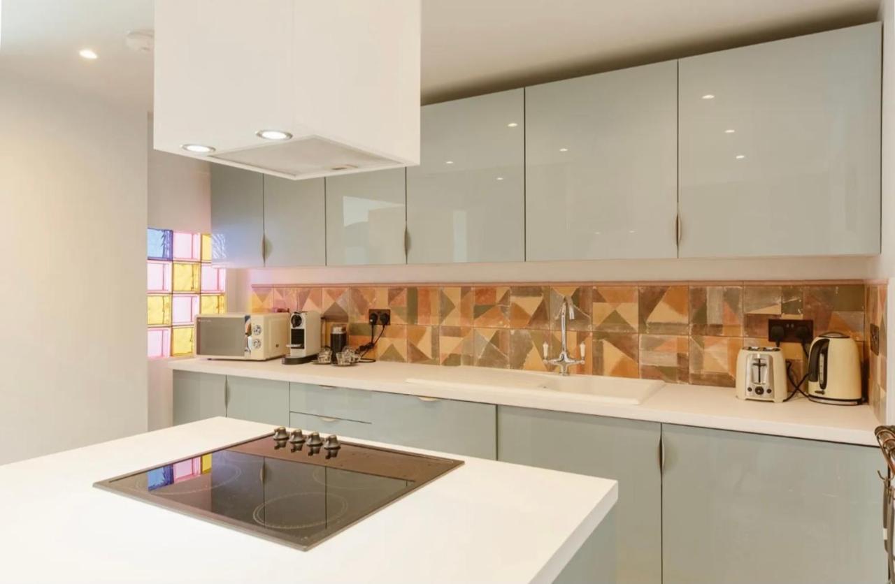 Jacuzzi-Cinema-Tower Bridge Holiday home *