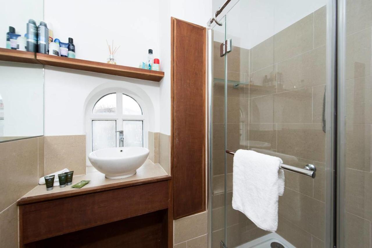 Lovely 2 Bedroom Family Near Tower Bridge Casa vacanze *