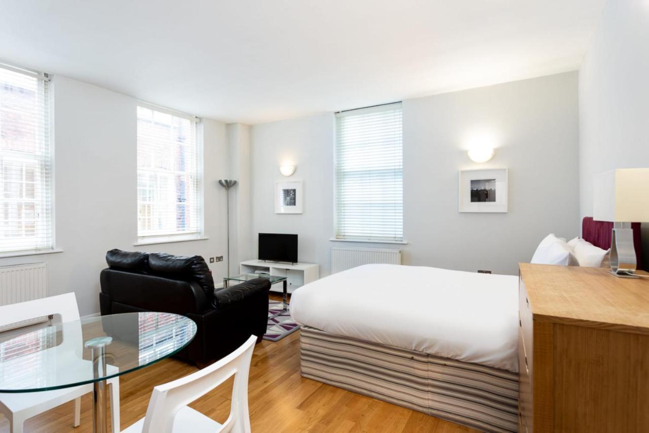 Groveland Court 1 Londra
