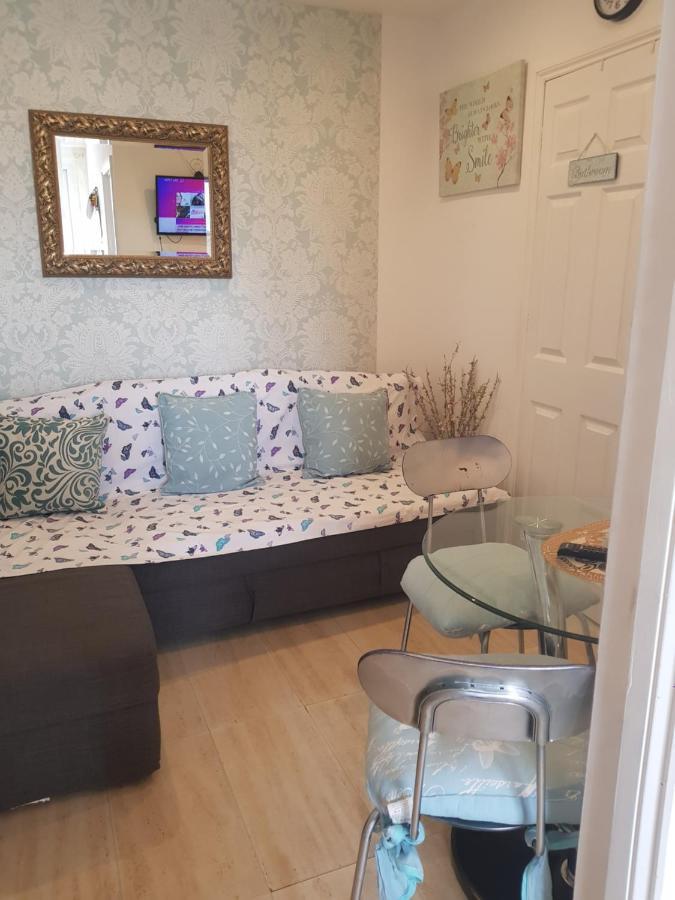 Marahanata Jadwin 1 Beautiful 1 Bed Flat Lägenhet *