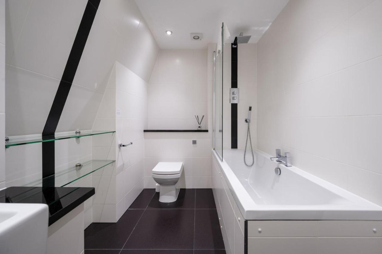 4, 48 Bishopsgate By Living