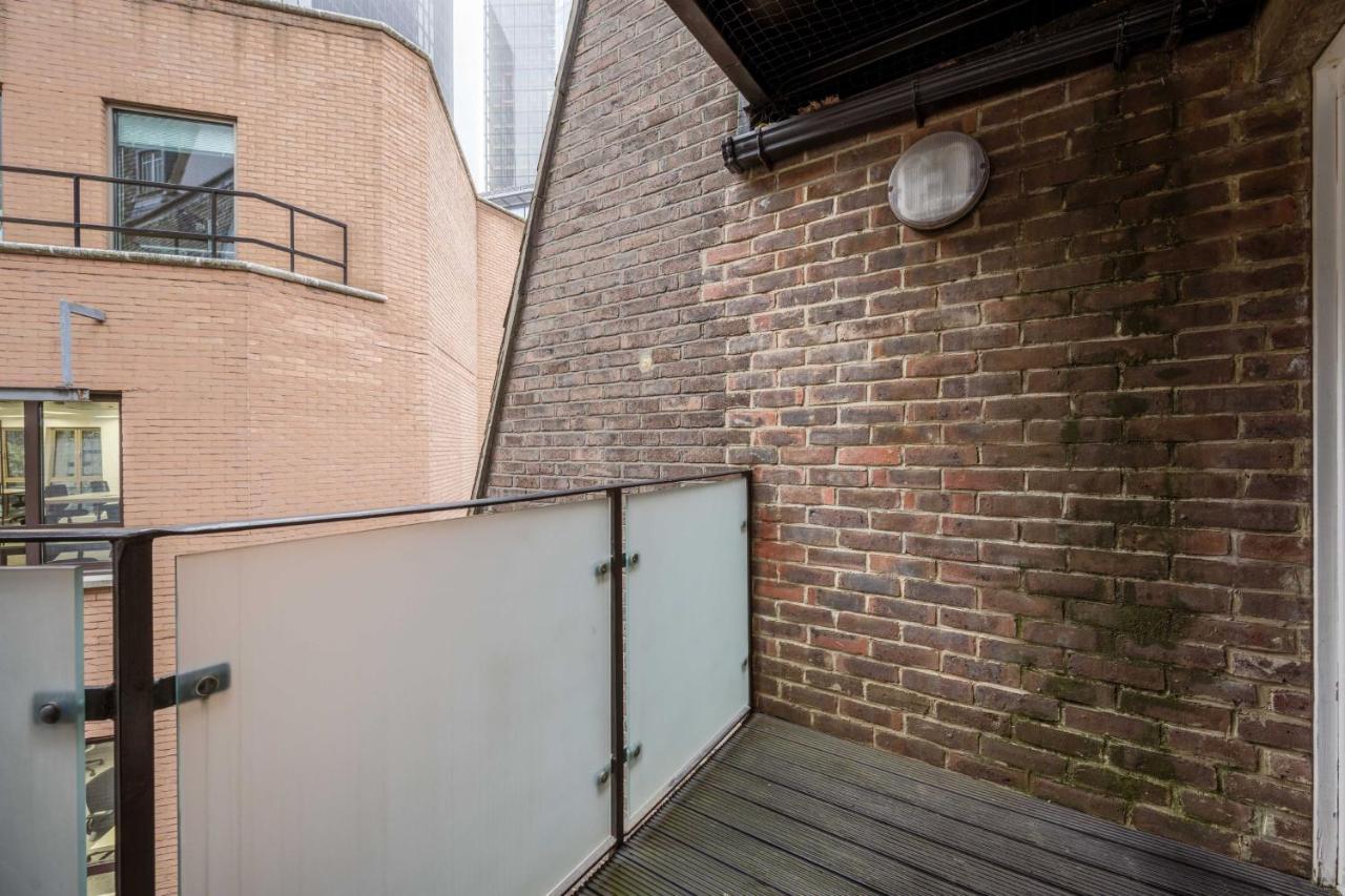 4, 48 Bishopsgate By Living * London
