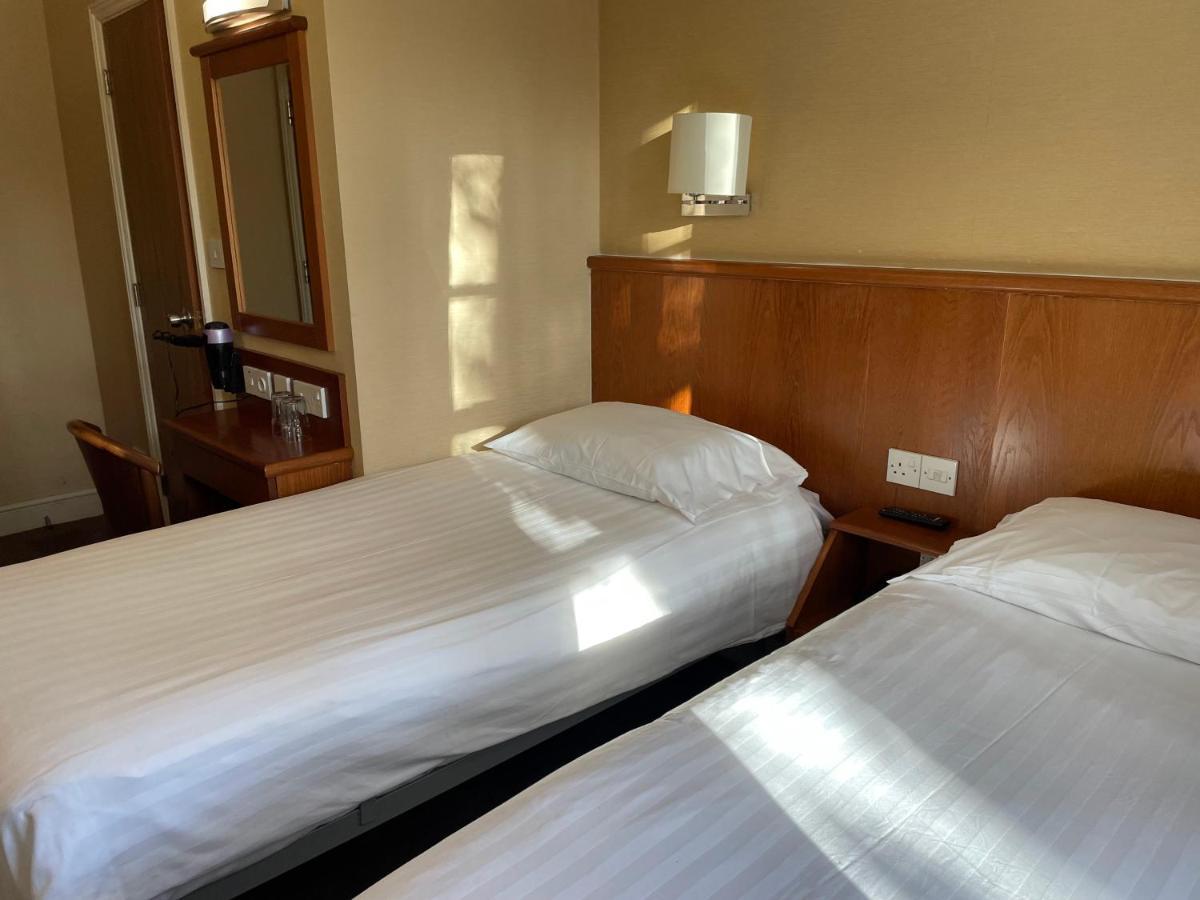 Hotell Orchard 3*
