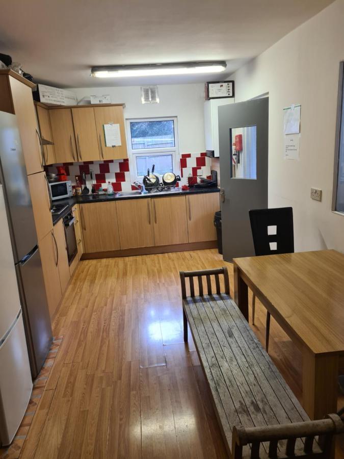 B.h Homestay London