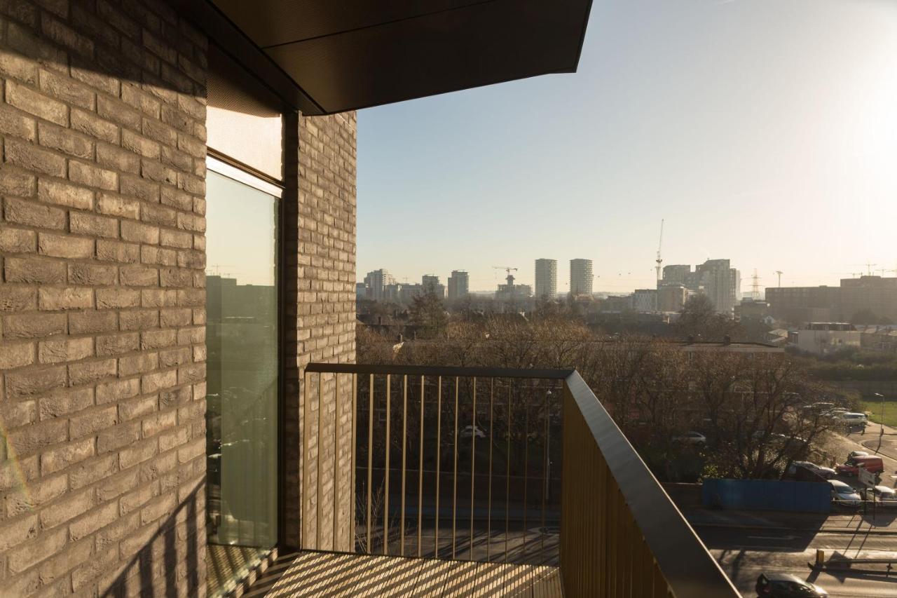 Appartamento Spacious & Modern 1 Bedroom Close To Station In E16 Londra