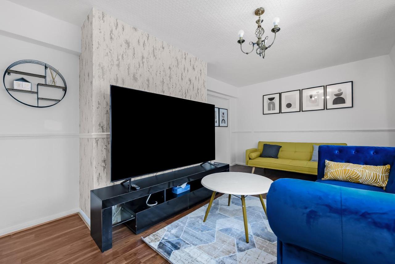 Appartement Stylish Excel 3 Bedroom Flat *
