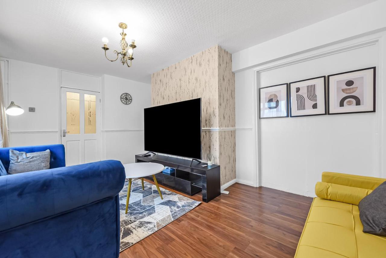 Appartement Stylish Excel 3 Bedroom Flat *