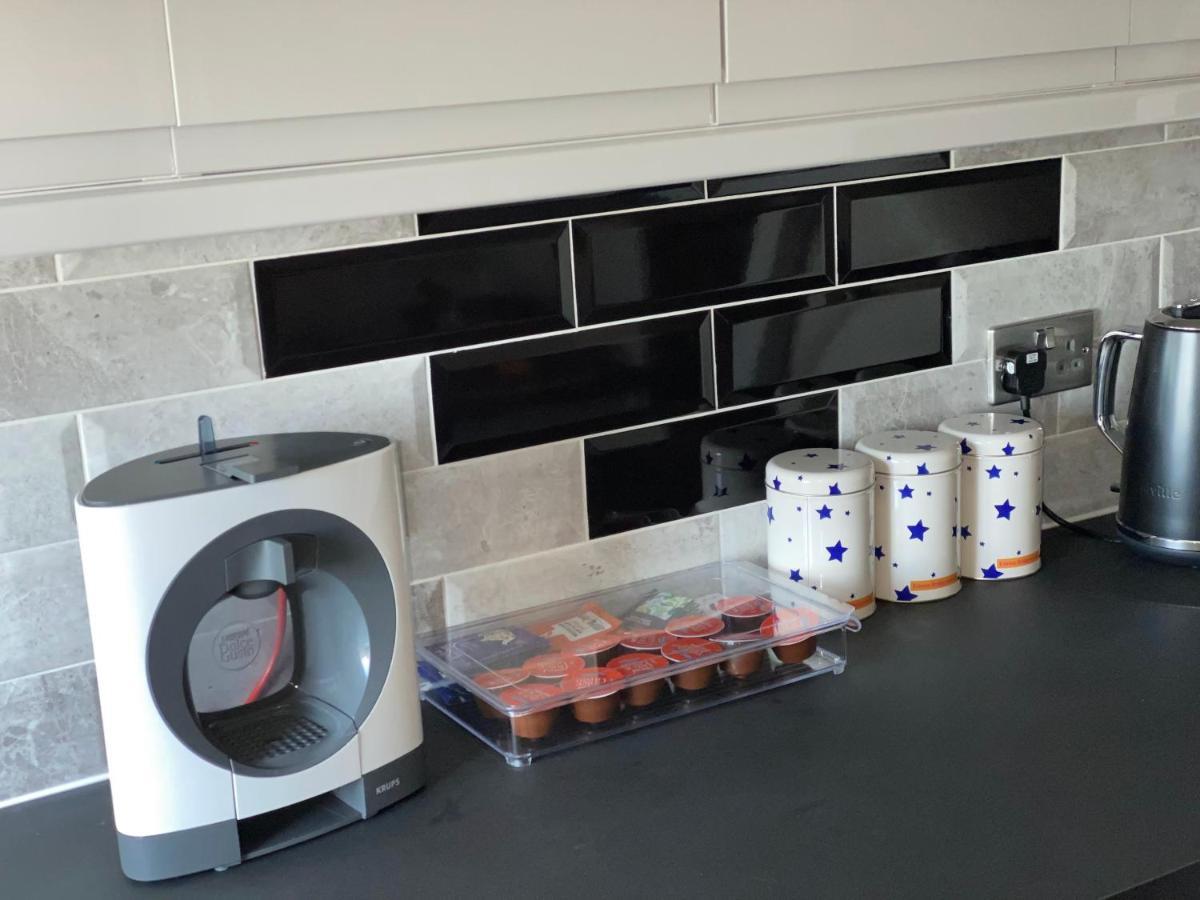 Bright, Spacious, Modern Interior Decor 2 Bedrooms With Amazing Views Lejlighed
