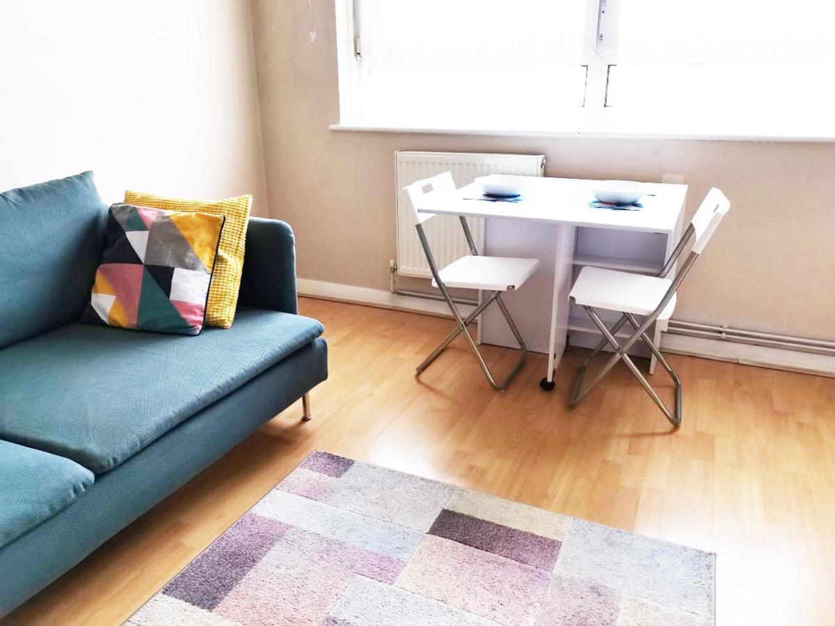 Charming Town Studio Flat, Tower Bridge Lägenhet London
