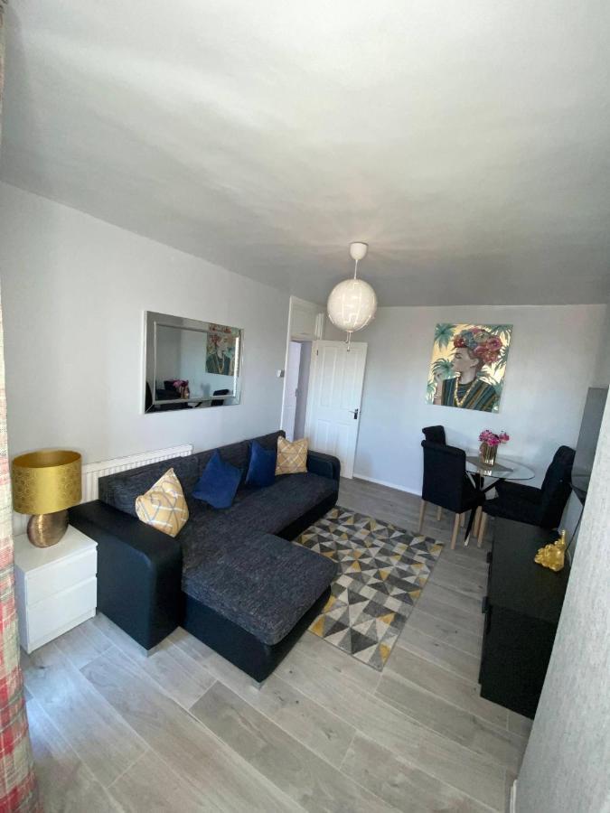 Bright, Spacious, Modern Interior Decor 2 Bedrooms With Amazing Views Lejlighed