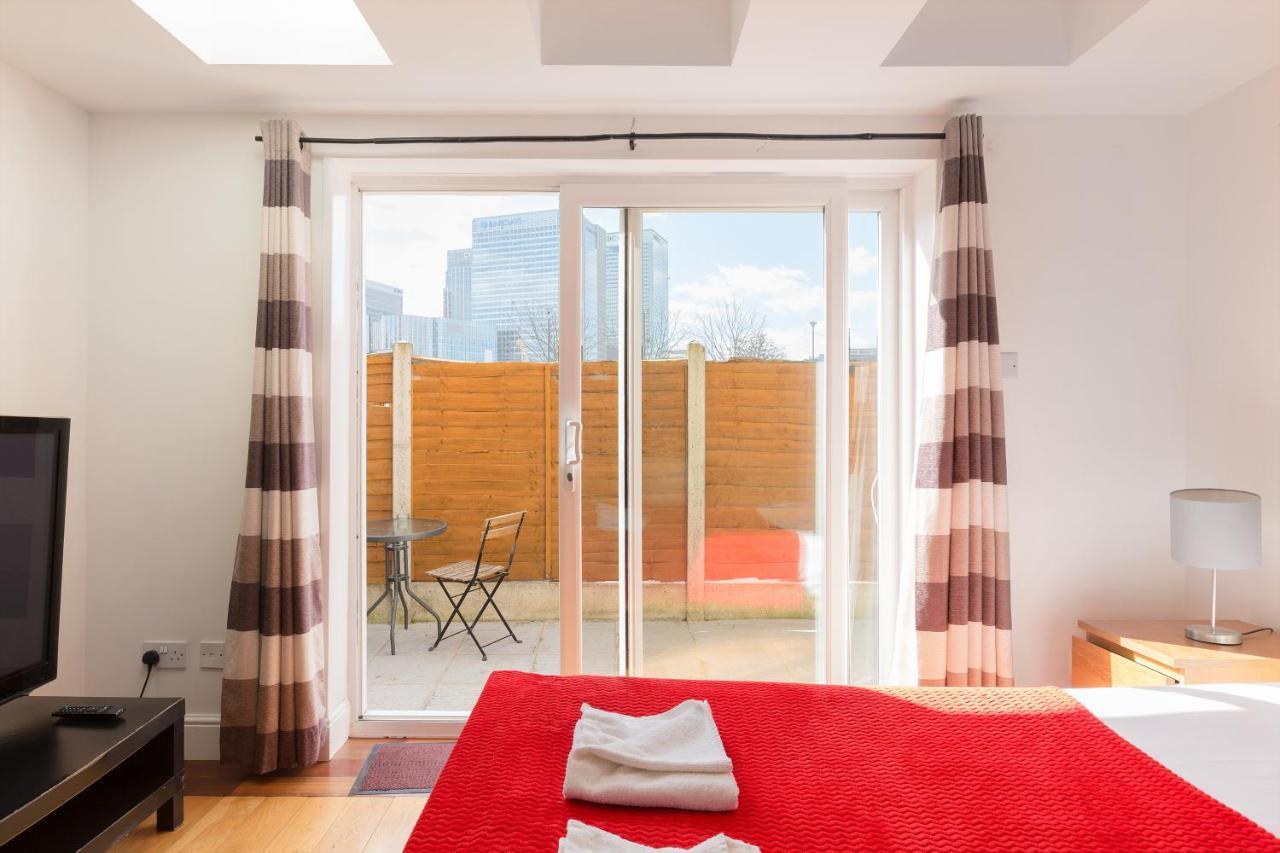 Centra Wharf Apartment