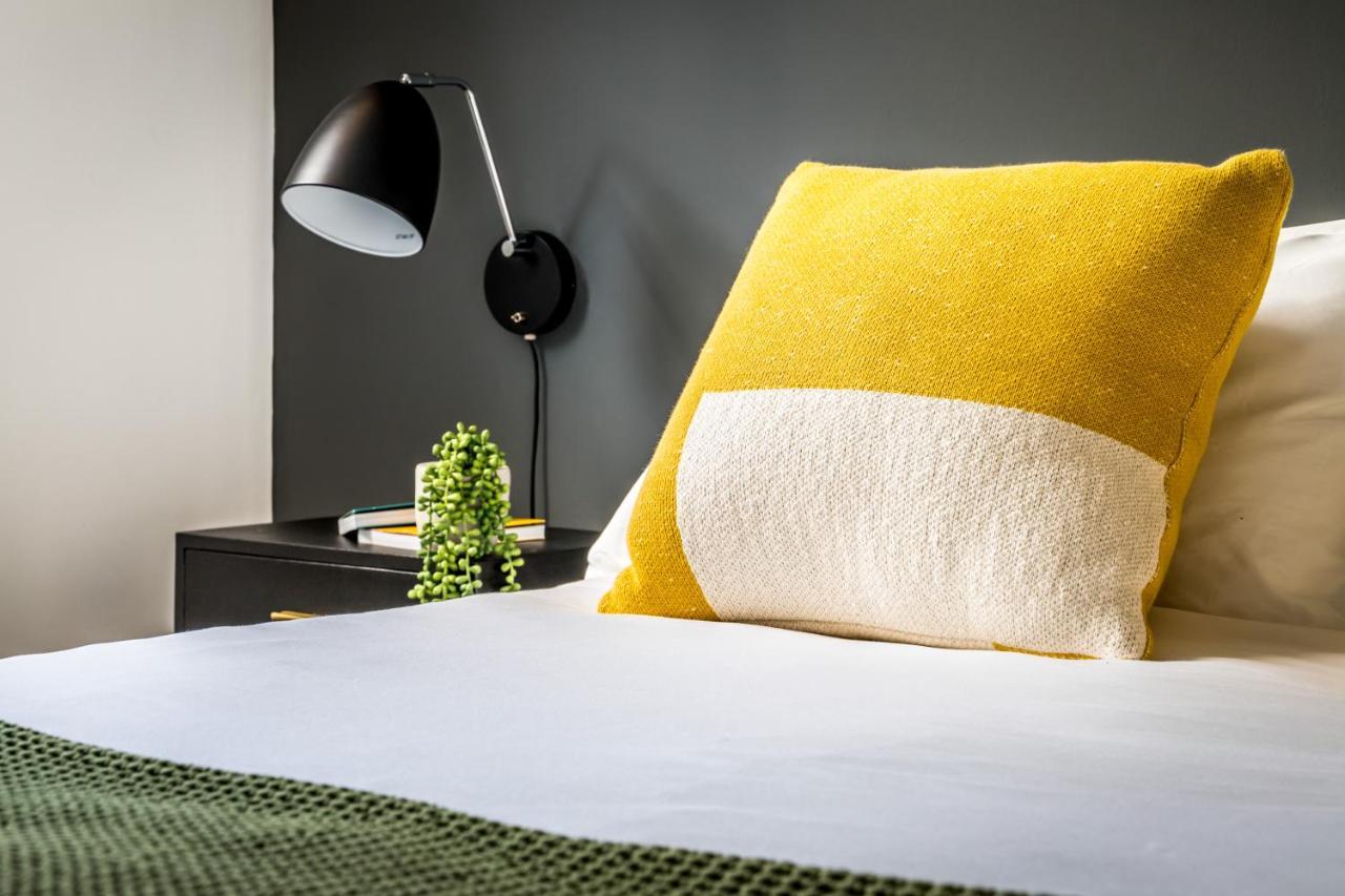 Borough Market 2-bed Apartment London