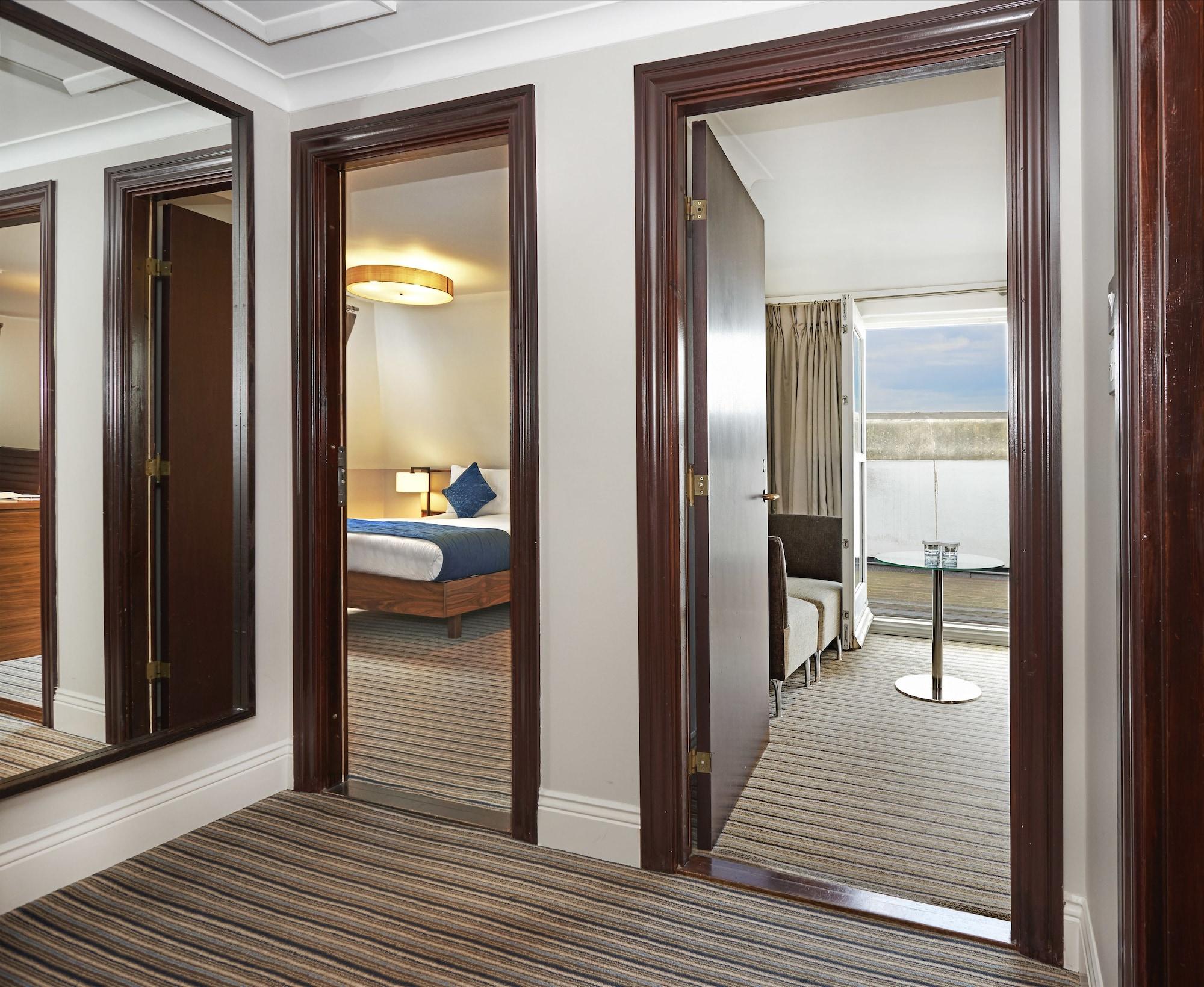 Doubletree By Hilton - Docklands Riverside Hotell