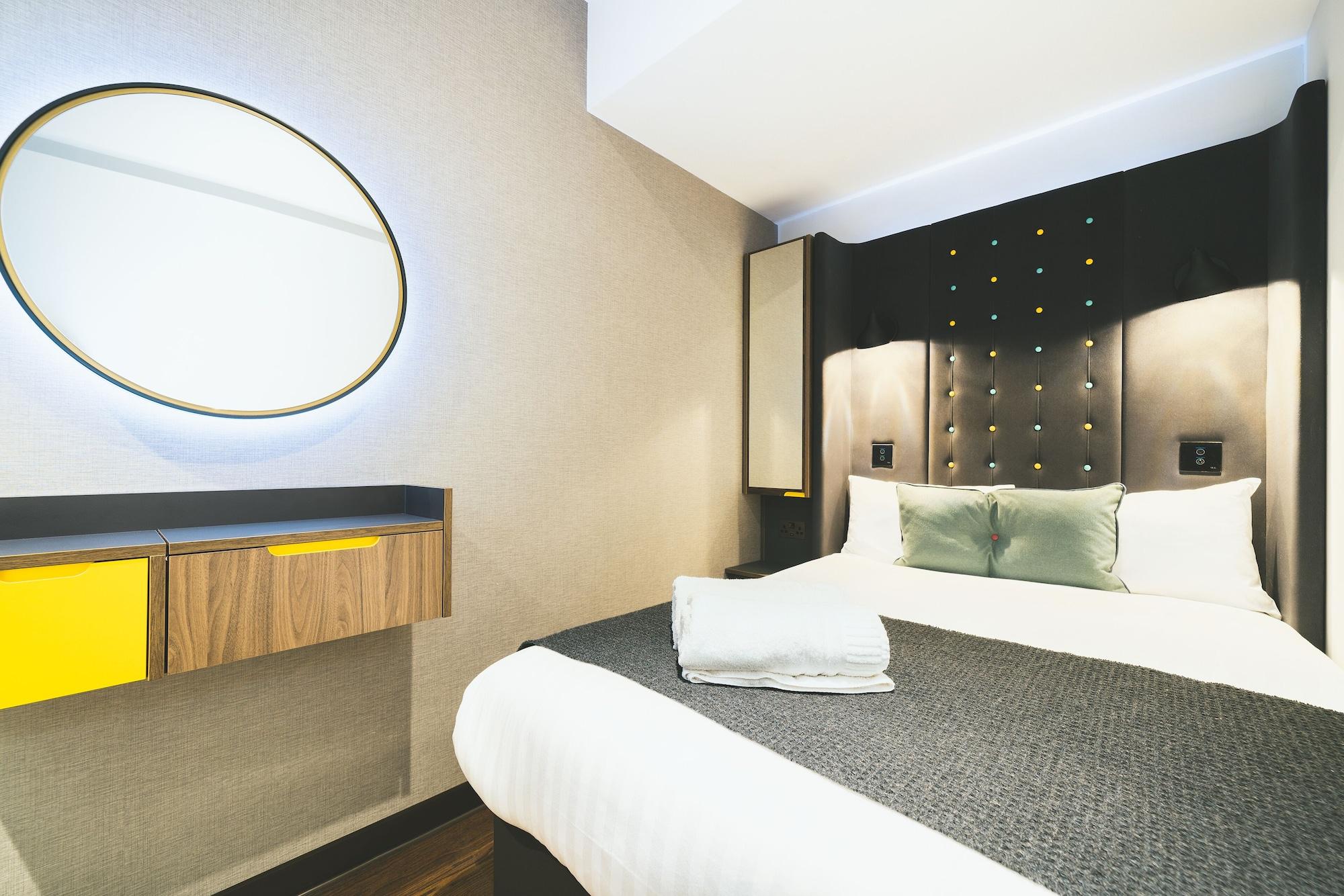 Hotel Point A Liverpool Street London