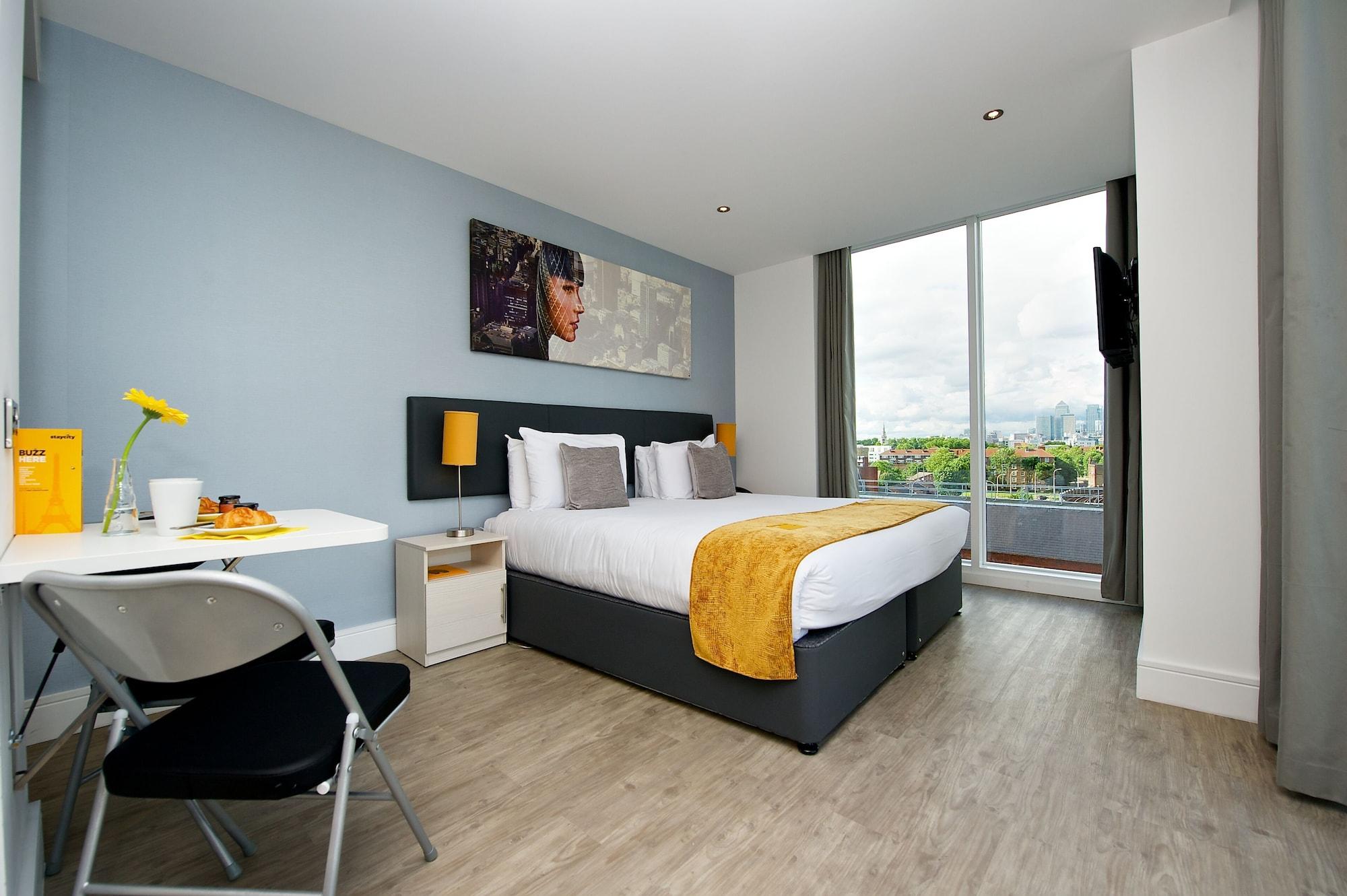 Aparthotel Staycity Deptford Bridge Station 3*