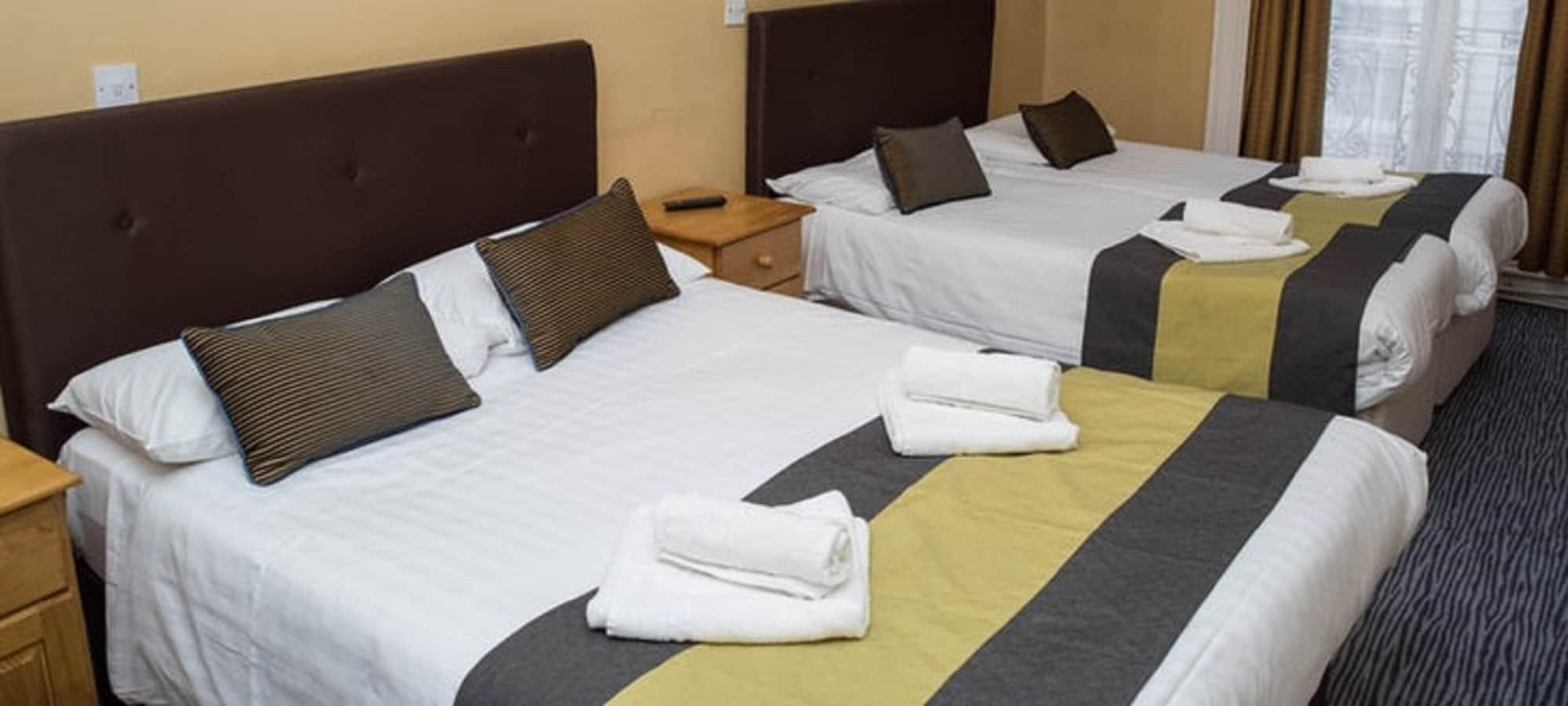 Rose Court 3* London