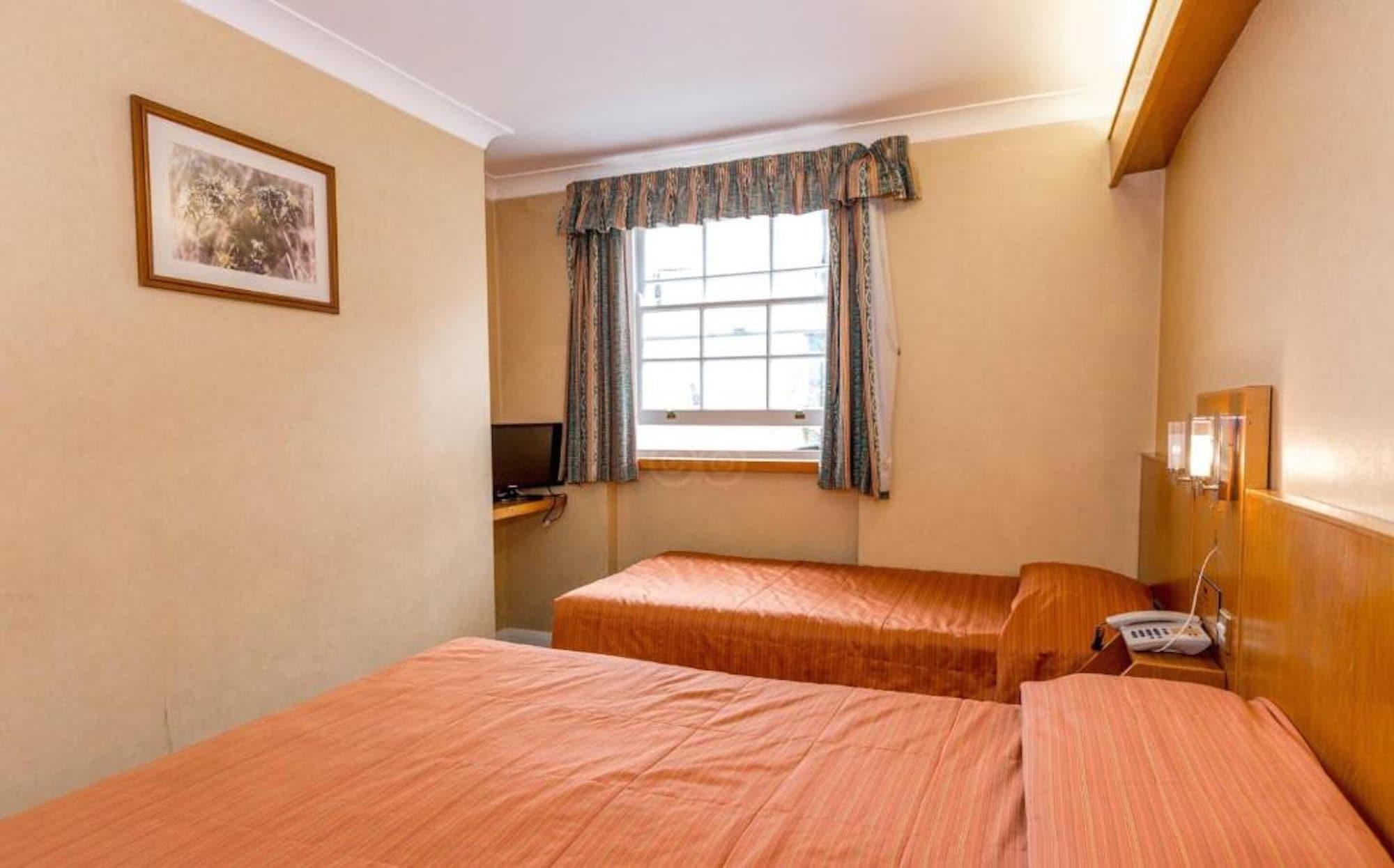 Beverley Hotel 3*