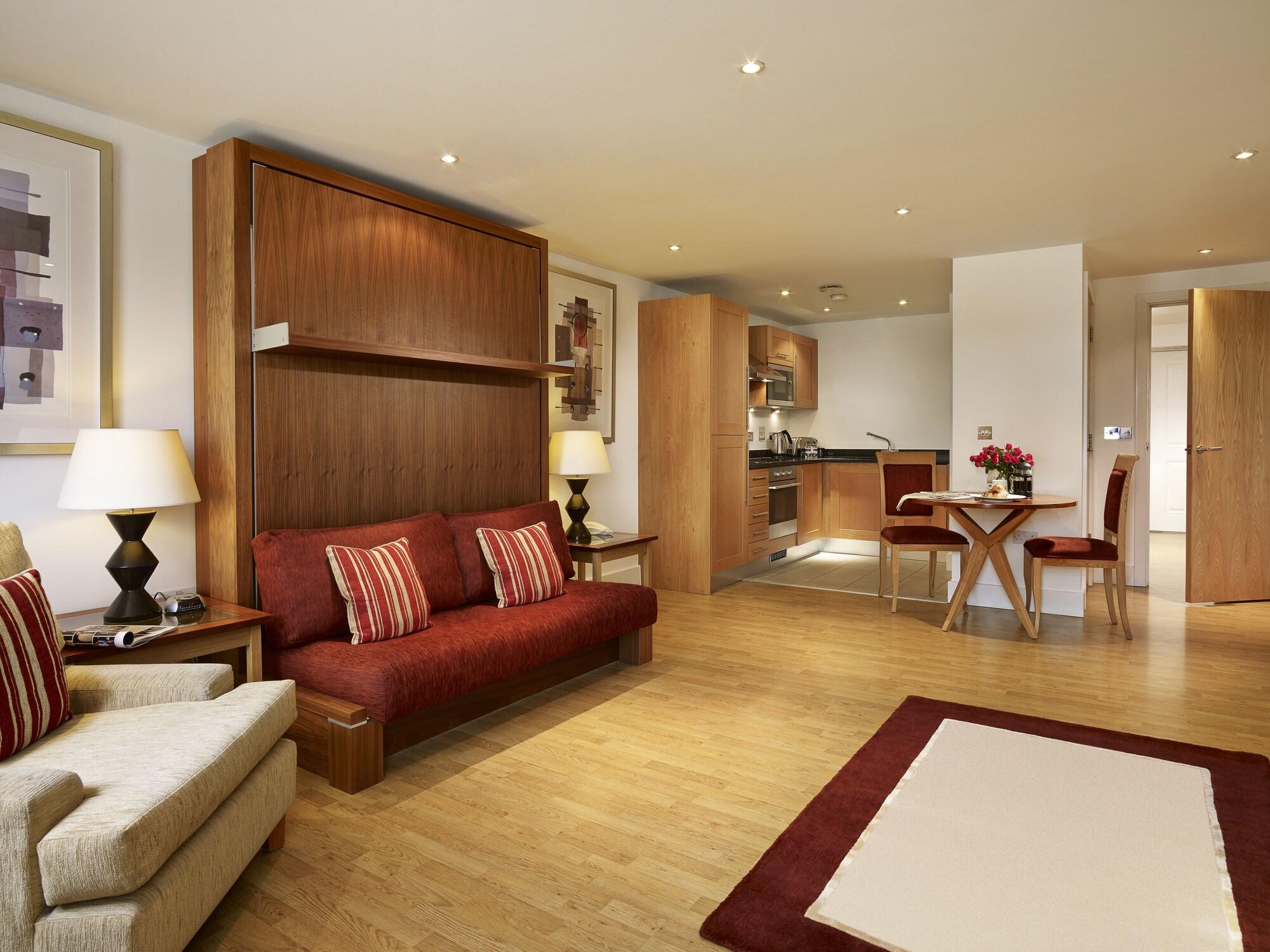 Aparthotel Marlin Stratford