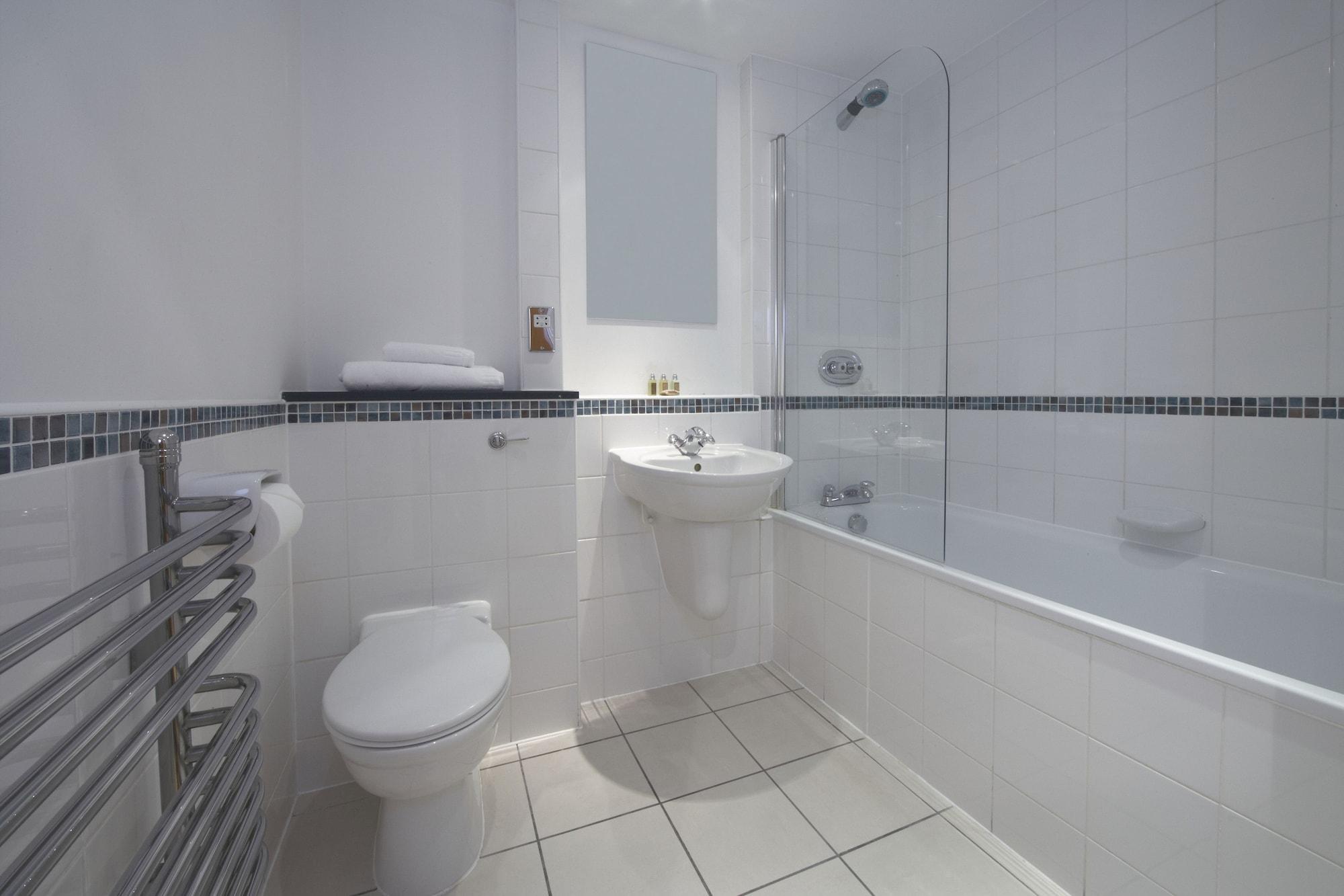 Marlin Stratford 4* London